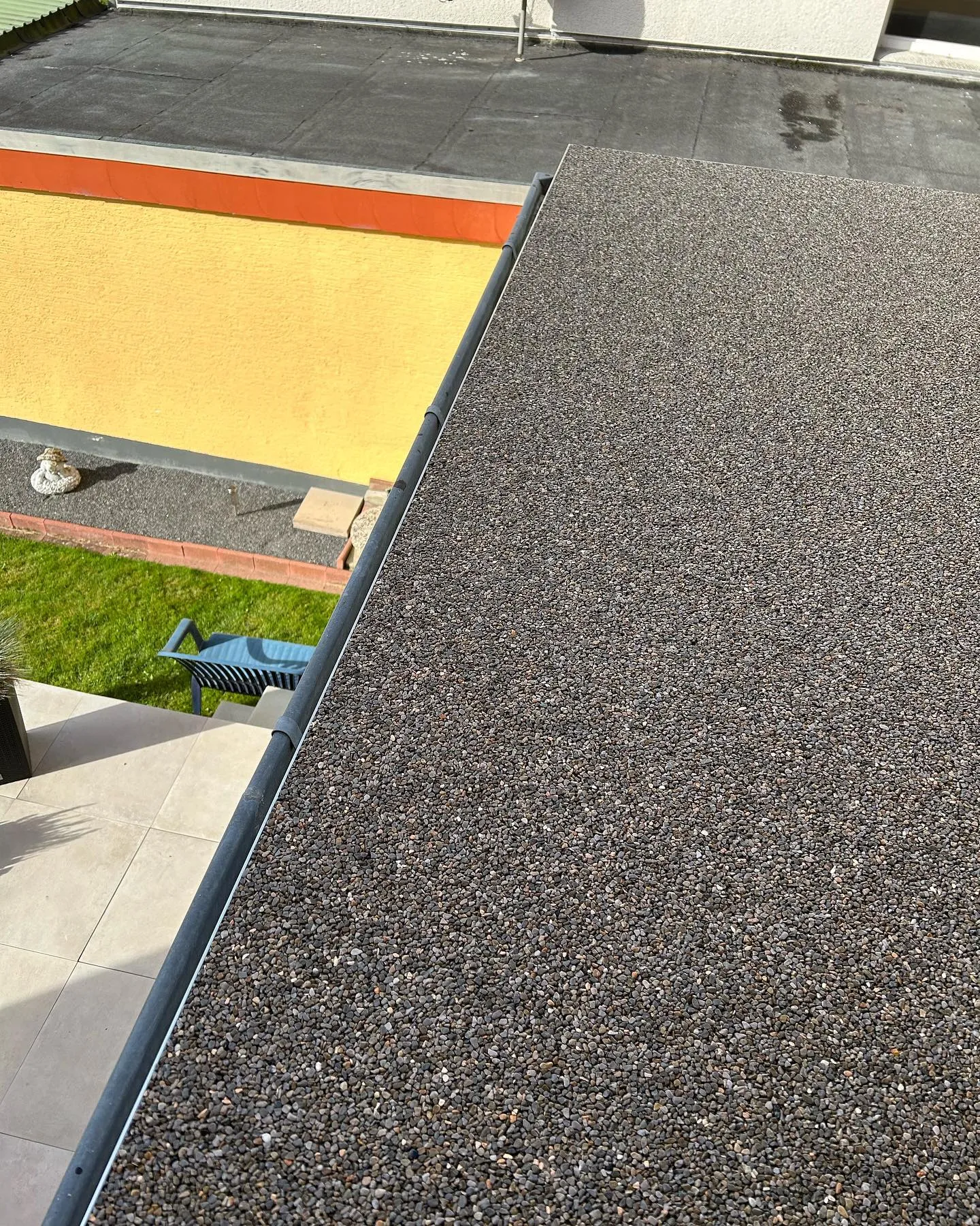 Steinteppich auf großer Dachterrasse